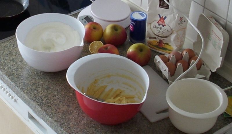 Datei:ApfelkuchenZutaten3.jpg